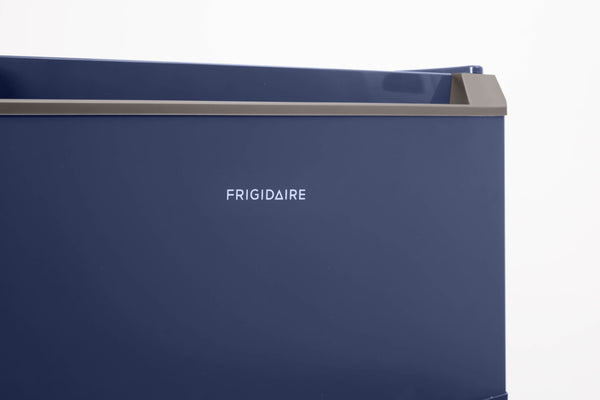 Frigidaire 3.1-cu ft Mini Fridge with Freezer ( Blue )
