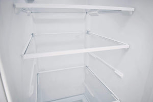 Frigidaire 25.6-cu ft Side-by-Side Refrigerator with Ice Maker ,Water and Ice Dispenser ( White ) ENERGY STAR Certified