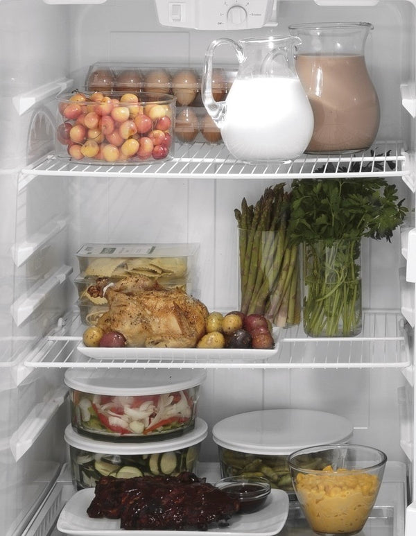 GE 17.5-cu ft Top-Freezer Refrigerator with Ice Maker ( White ) ENERGY STAR Certified