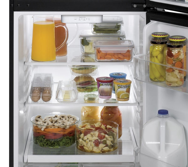 GE 11.55-cu ft Counter-Depth Top-Freezer Refrigerator ( Stainless steel ) ENERGY STAR Certified