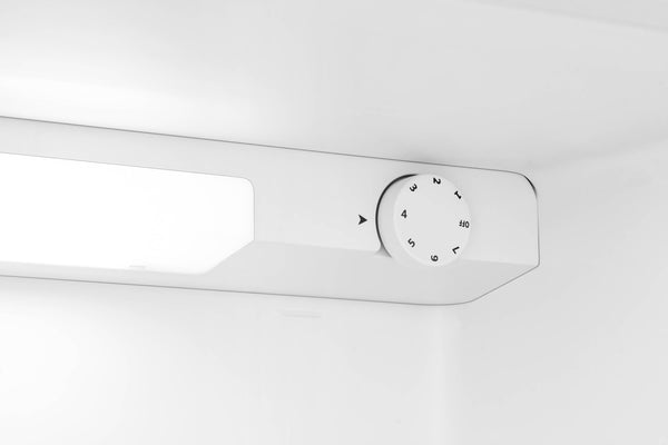 Hisense 5.9-cu ft Mini Fridge with Freezer ( Silver ) ENERGY STAR