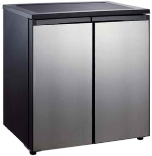 undefined 5.5-cu ft Mini Fridge with Freezer ( Black Cabinet with Silver Doors )
