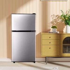 Jeremy Cass 3.5-cu ft Mini Fridge with Freezer ( Silver ) ENERGY STAR