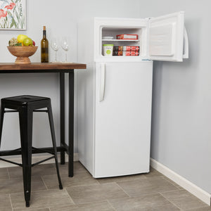 Premium Levella 7.3-cu ft Counter-Depth Top-Freezer Refrigerator ( White ) ENERGY STAR Certified