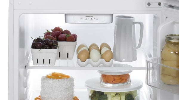 GE 11.6-cu ft Counter-Depth Top-Freezer Refrigerator ( White ) ENERGY STAR Certified