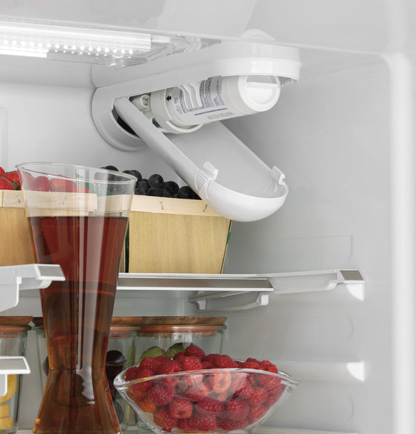 Cafe Counter-Depth 18.6-cu ft 3 -Door French Door Refrigerator with Ice Maker with Water Dispenser ( Matte White ) ENERGY STAR Certified