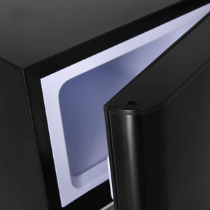 GZMR 3.2 cu ft Compact Stainless Steel Refrigerator 3.2-cu ft with Freezer ( Black )