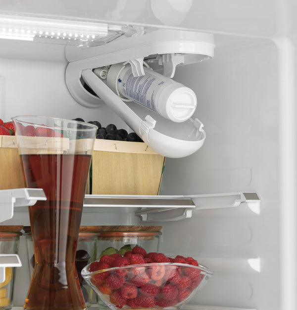 Cafe Counter-Depth 18.6-cu ft 3 -Door French Door Refrigerator with Ice Maker with Water Dispenser ( Matte White ) ENERGY STAR Certified