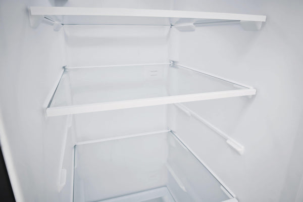 Frigidaire 25.6-cu ft Side-by-Side Refrigerator with Ice Maker ,Water and Ice Dispenser ( Black ) ENERGY STAR Certified