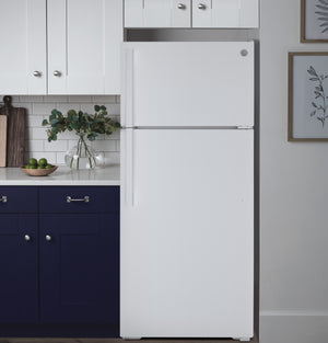 GE 16.6-cu ft Top-Freezer Refrigerator ( White )