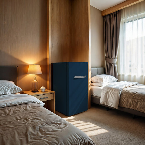 Frigidaire 3.2-cu ft Mini Fridge with Freezer ( Azure )