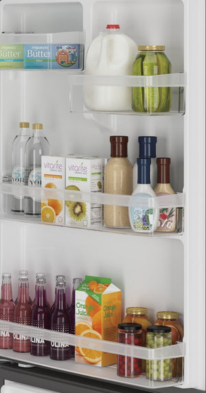 GE 20.8-cu ft Standard-Depth Bottom-Freezer Refrigerator Ice Maker Optional (sold separately) ( Stainless Steel ) ENERGY STAR Certified