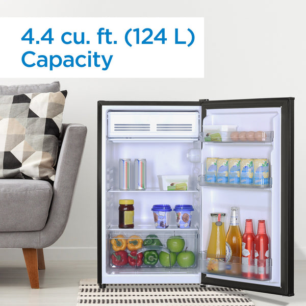 Danby 4.4-cu ft Mini Fridge with Freezer ( Black ) ENERGY STAR