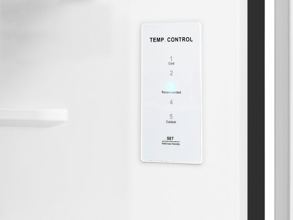 Hisense 18-cu ft Top-Freezer Refrigerator ( Black ) Garage Ready ENERGY STAR Certified