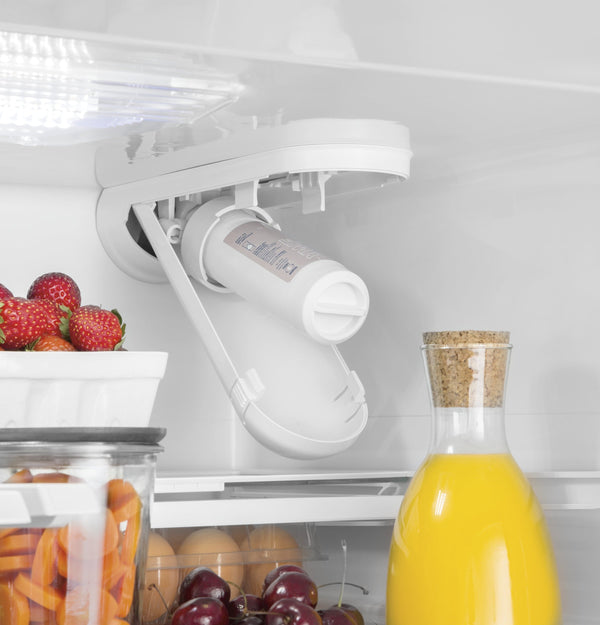 GE 25.6-cu ft French Door Refrigerator with Ice Maker, Water and Ice Dispenser (Fingerprint-resistant Stainless Steel) ENERGY STAR