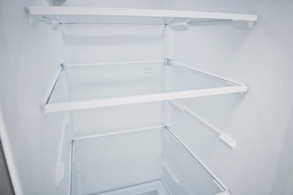 Frigidaire Counter-Depth 22.6-cu ft 3 -Door French Door Refrigerator with Ice Maker with Water and Ice Dispenser ( Stainless steel ) ENERGY STAR Certified