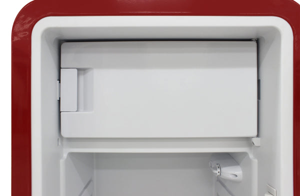 Brama 9.9-cu ft Counter-Depth Top-Freezer Refrigerator ( Red )