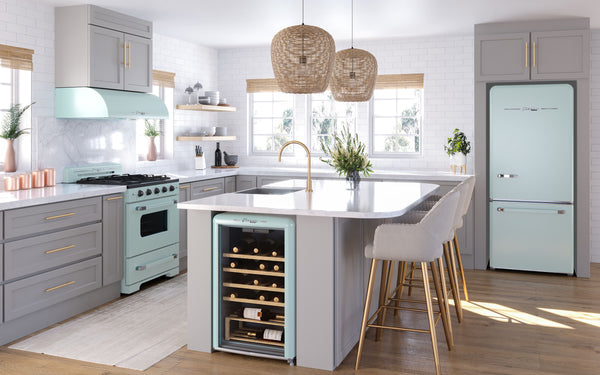 UNIQUE Classic Retro 17.7-cu ft Counter-Depth Bottom-Freezer Refrigerator with Ice Maker ( Summer Mint Green ) ENERGY STAR Certified