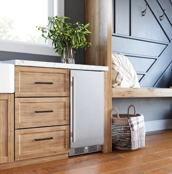 Avallon 3.35-cu ft Mini Fridge ( Stainless Steel )