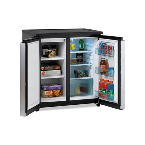 undefined 5.5-cu ft Mini Fridge with Freezer ( Black Cabinet with Silver Doors )