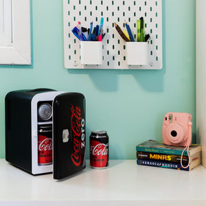 Coca-Cola Coke Zero 6 Can Portable 4L Cooler/Warmer 0.14-cu ft ( Black, Red )
