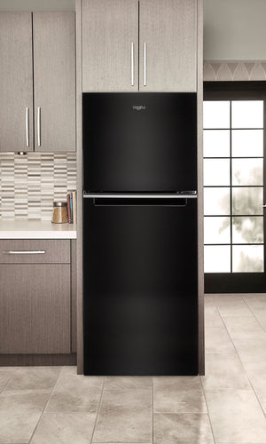 Whirlpool 11.6-cu ft Counter-Depth Top-Freezer Refrigerator ( Fingerprint Resistant Black Stainless )