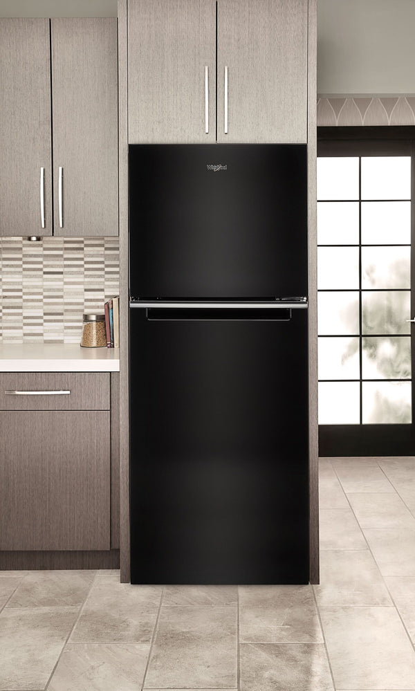Whirlpool 11.6-cu ft Counter-Depth Top-Freezer Refrigerator ( Fingerprint Resistant Black Stainless )
