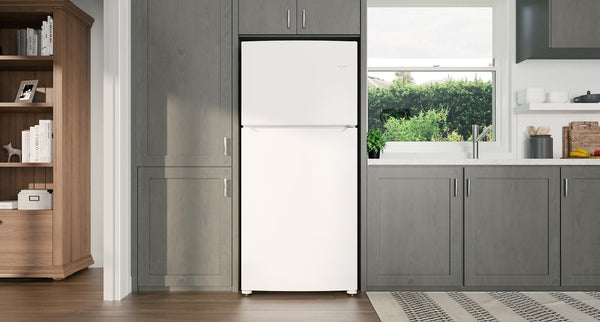 Frigidaire 18.3-cu ft Top-Freezer Refrigerator ( White ) Garage Ready